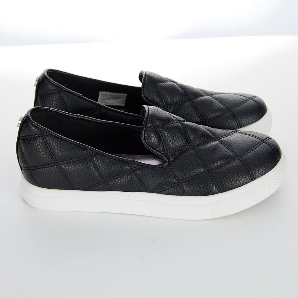 Steve Madden Jglobe Sneaker Child's Size 4